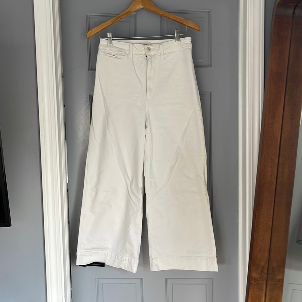 Madewell wide leg cropped jeans in white, size 4